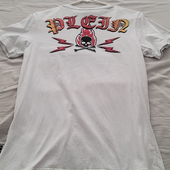 Tshirt - Picture 4 of 4